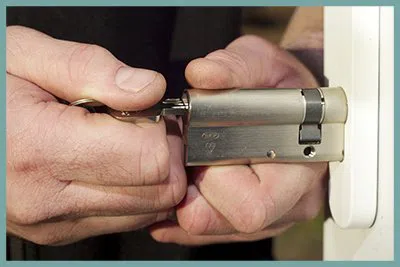 Master Lock Key Store Southington, CT 860-973-2433 - 45-1